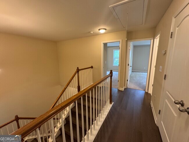 Building Photo - 1455 Blackstone Way