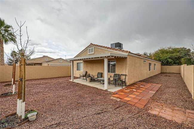 Building Photo - 5173 Panguitch Dr