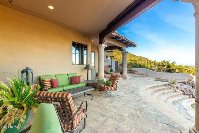 Building Photo - 1930 E Desert Willow Dr