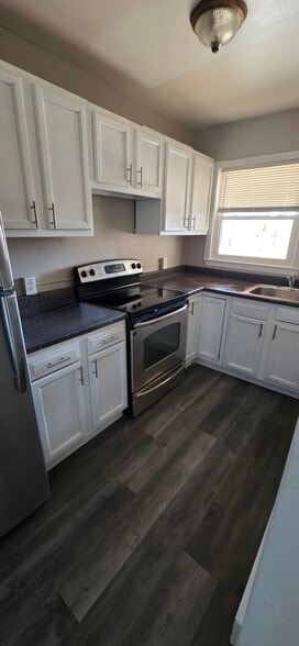 Unit #1 Kitchen - 811 Stoll St