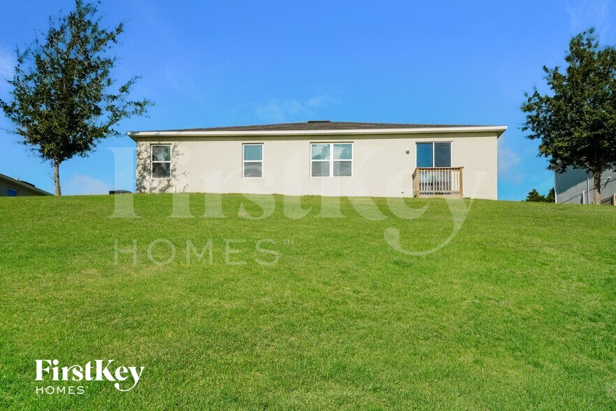 Building Photo - 11400 Wishing Well Ln