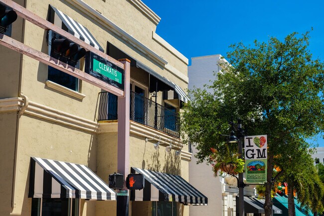 Building Photo - 550 Okeechobee Blvd