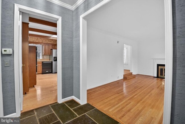 Building Photo - 4709 River Rd