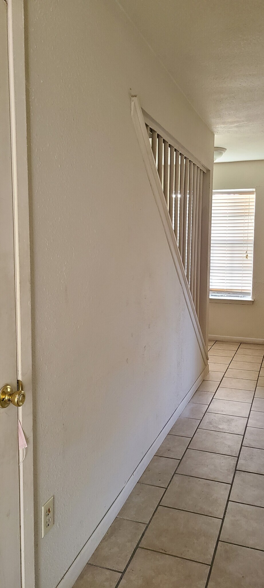 Building Photo - 1106 Verde Dr