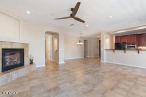 Building Photo - 13450 E Vía Linda