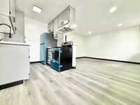Building Photo - 8204 Langdon Ave