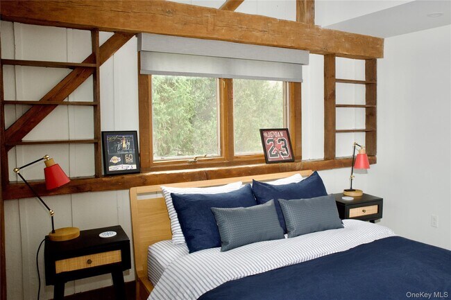 Building Photo - 107 Cold Spring Rd