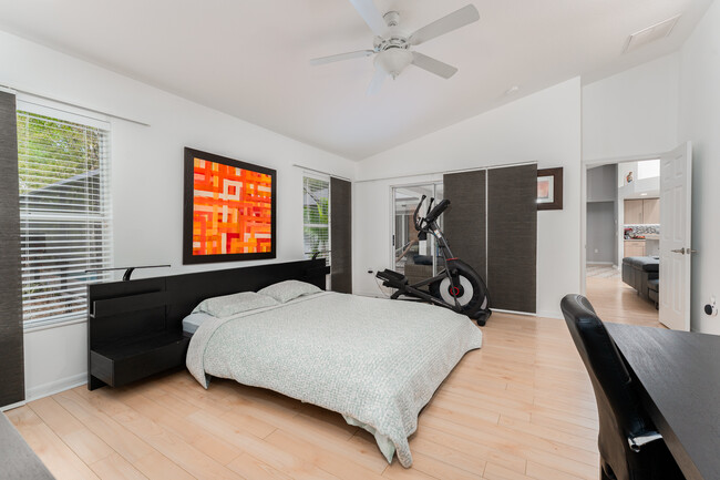 Building Photo - 27351 Golf Course Loop