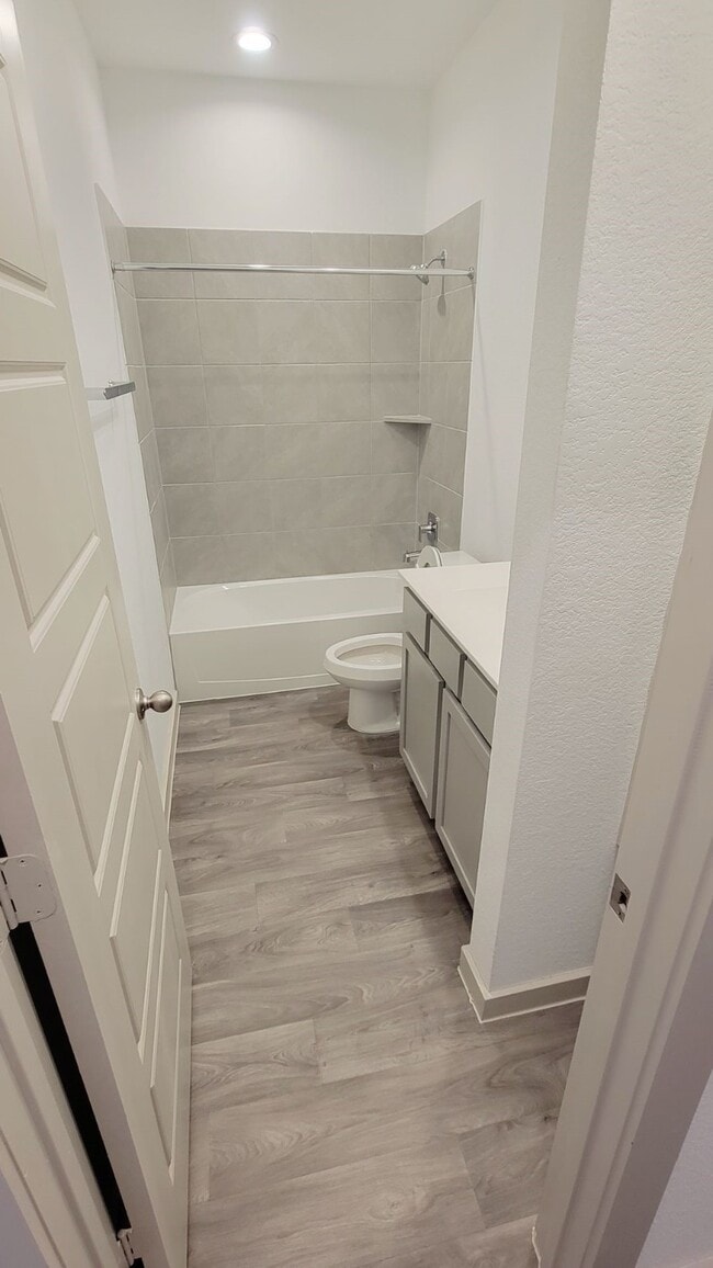 Building Photo - 2907 Stamford Hl Ln