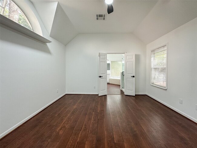 Building Photo - 93 N Acacia Park Cir