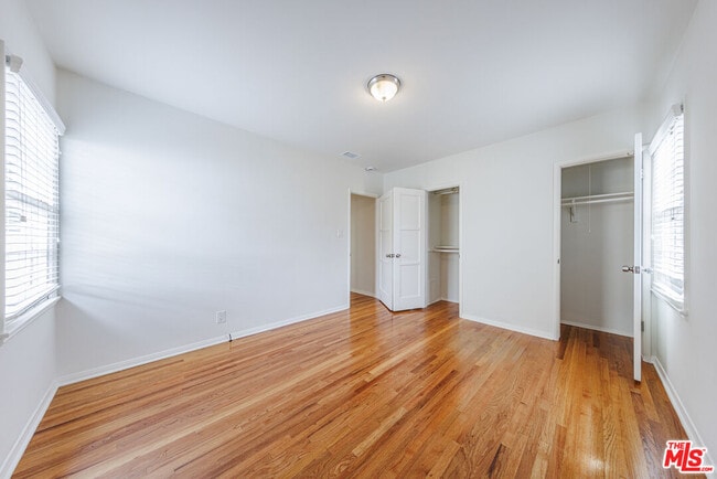 Building Photo - 785 El Medio Ave