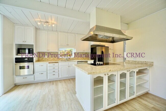 Building Photo - 1309 Idylberry Rd