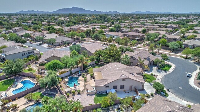 Building Photo - 4221 S Danyell Dr
