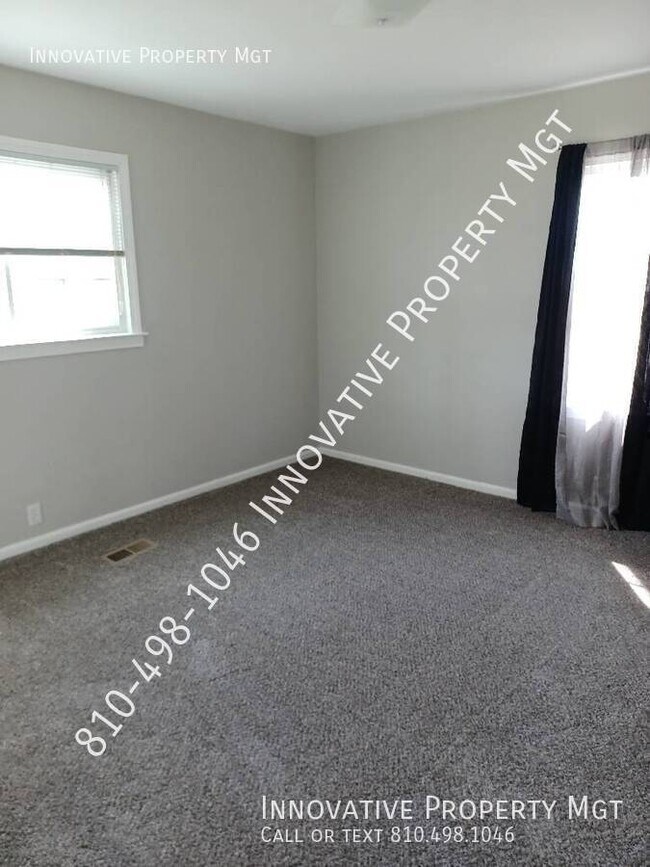 Building Photo - 4354 Elms Rd