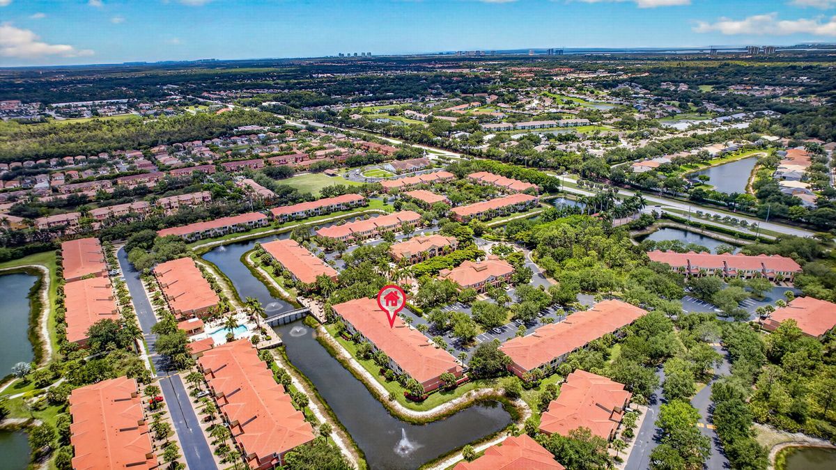 Building Photo - 20341 Estero Gardens Cir