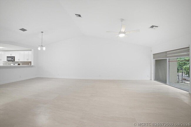 Building Photo - 4112 Pine Ridge Ln
