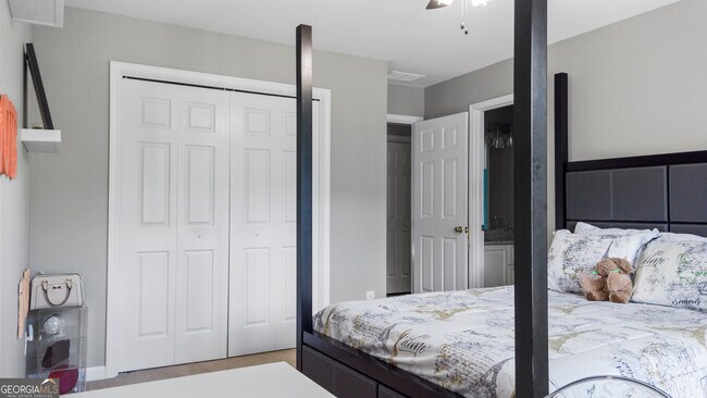 Building Photo - 6209 Benbrooke Dr NW