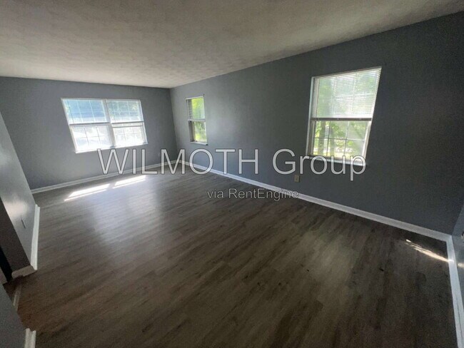Building Photo - 1310 Millerwood Dr