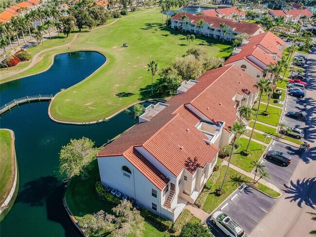 Building Photo - 6000 Bahia Del Mar Cir N