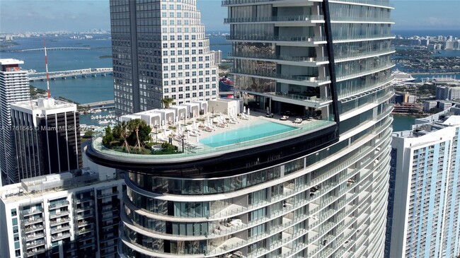 Building Photo - 300 Biscayne Blvd Way