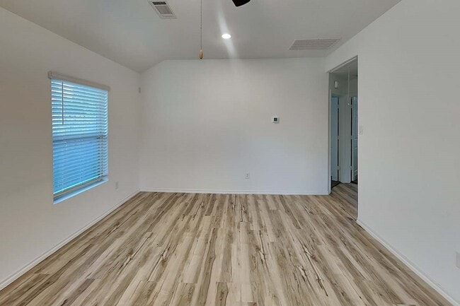 Building Photo - 22412 Sonora River Trce