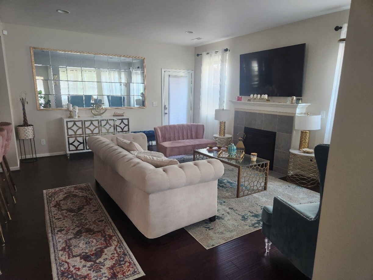 Building Photo - 4425 30th Dr SE