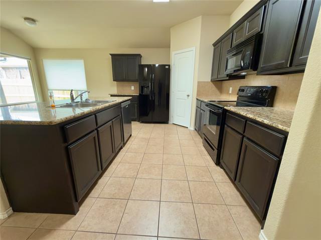 Building Photo - 8217 Spotted Doe Dr