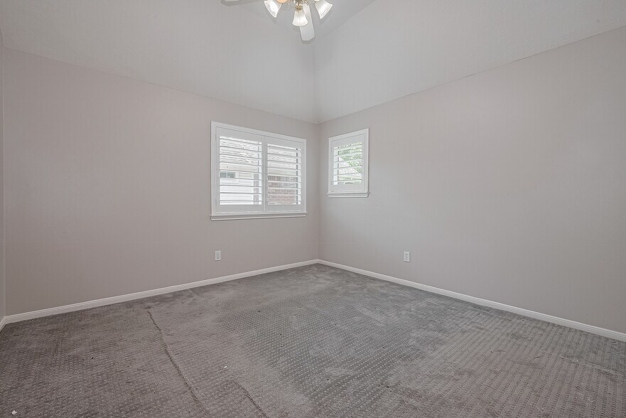 Building Photo - 6503 Taimer Ct
