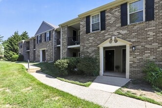 Building Photo - 1 Bed, 1 Bath Condo In Desirable Blue Bell Community!