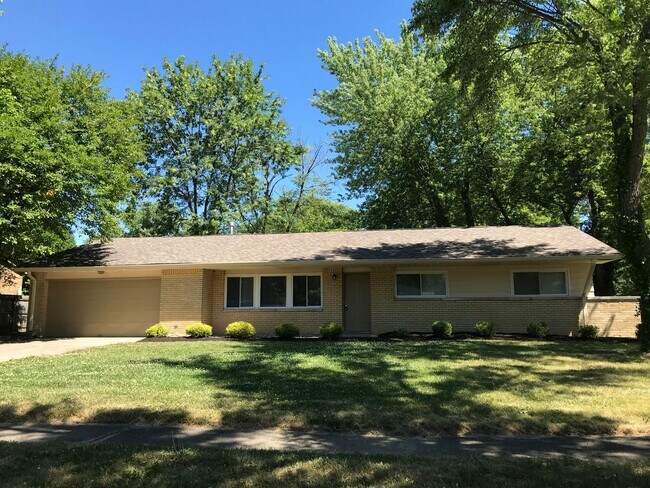 Primary Photo - Washington Twp - 3 BR ranch