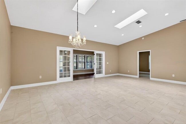Building Photo - 6535 Brentwood Dr.