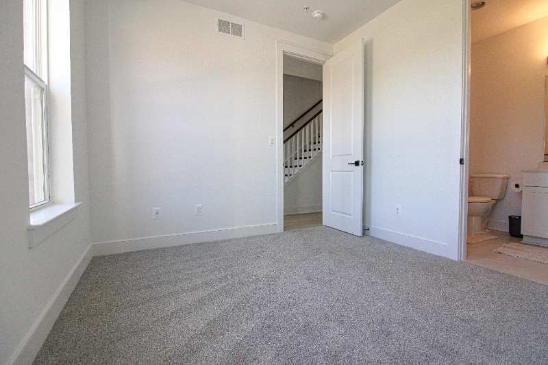 Building Photo - 1722 Blacksmith Wy