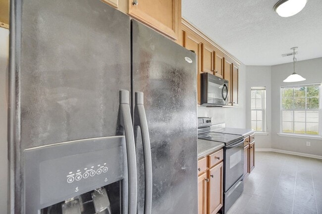 Building Photo - 1200 Peacock Trail