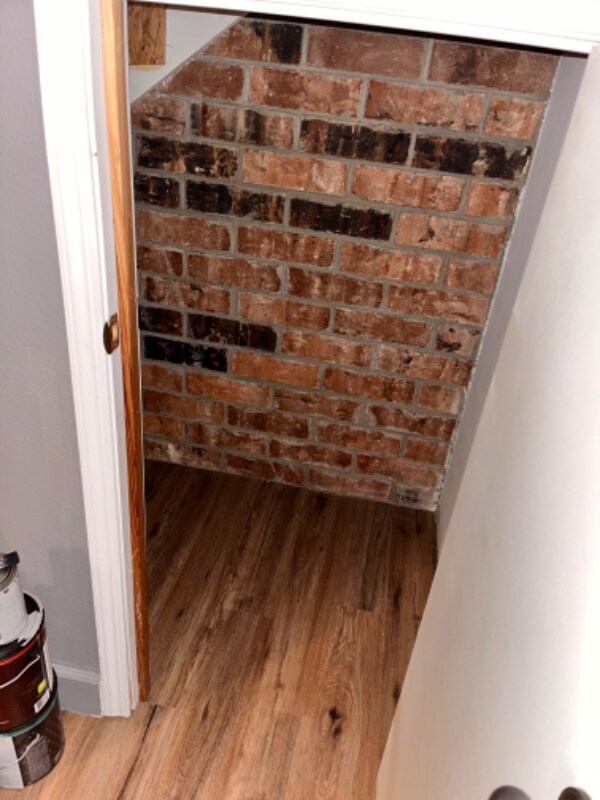 Building Photo - 4762 Greenholme Dr