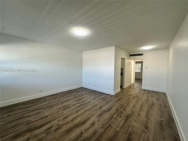 Building Photo - 2300 Madison St