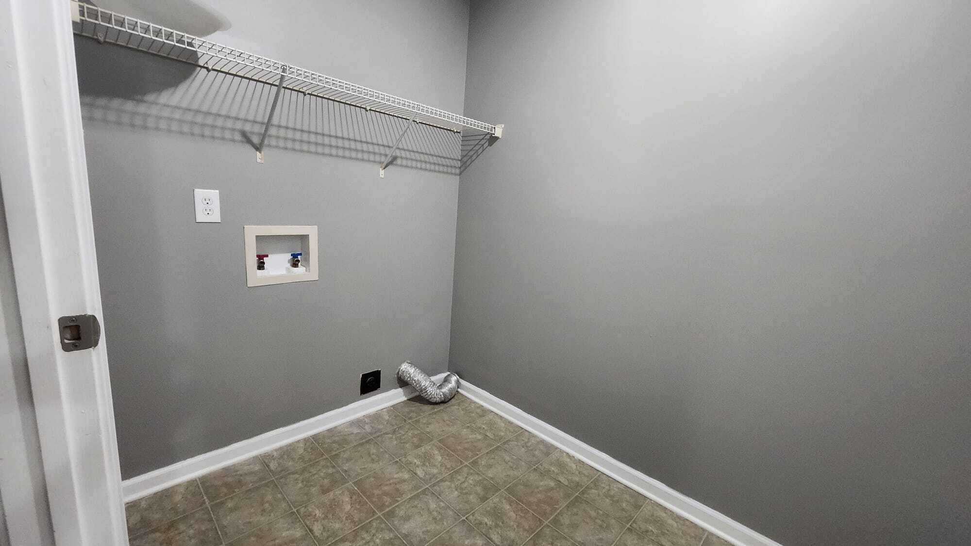 Building Photo - 121 Jackson Ln