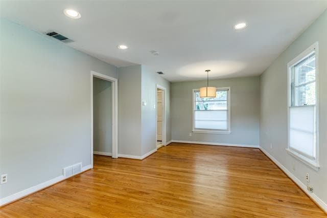 Building Photo - 10527 Solta Dr