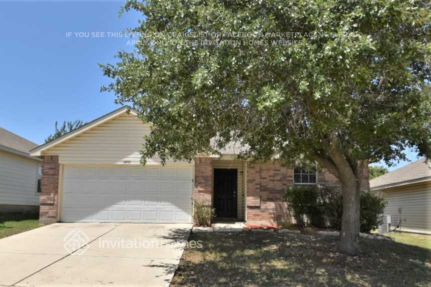 Primary Photo - 14133 Esperanza Dr