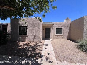 Building Photo - 15601 N 27th St
