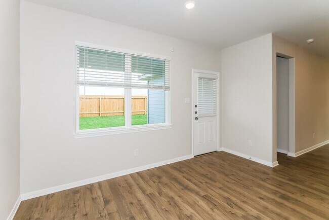 Building Photo - 7519 Tipton Meadow Way