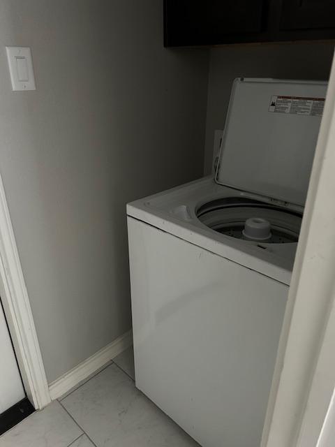 Building Photo - 1989 Admiral Ln