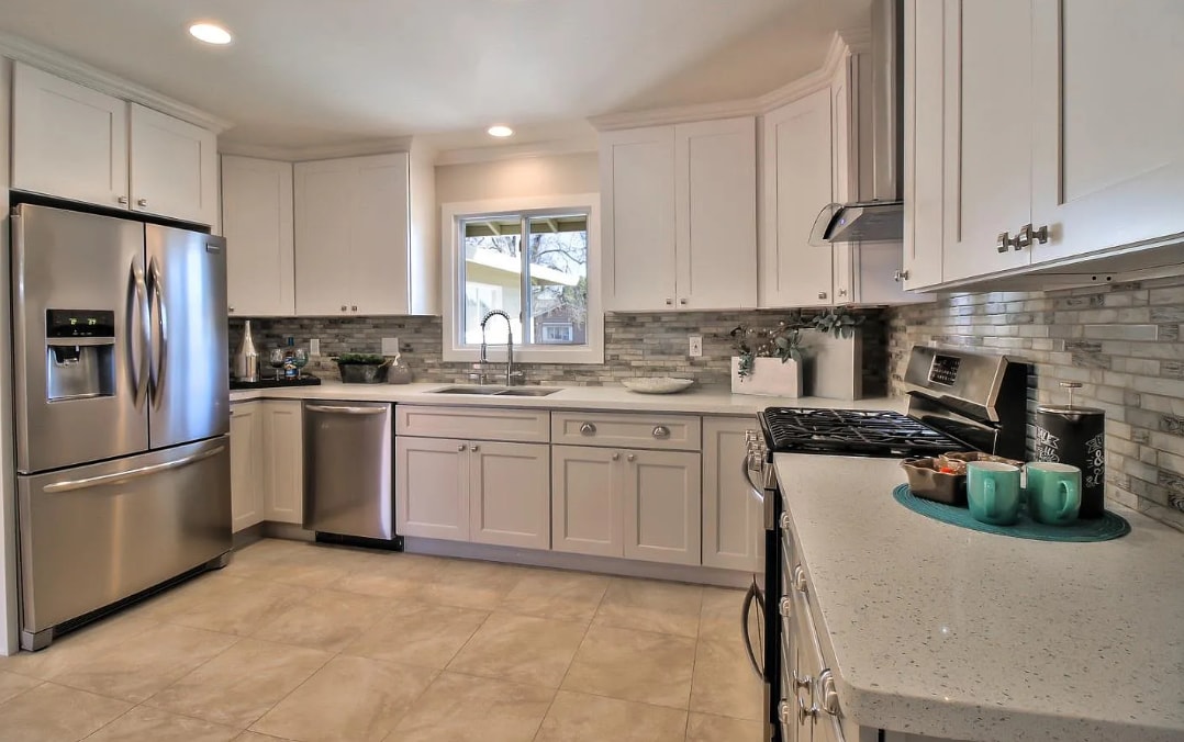 Building Photo - 1099 Kelly Dr