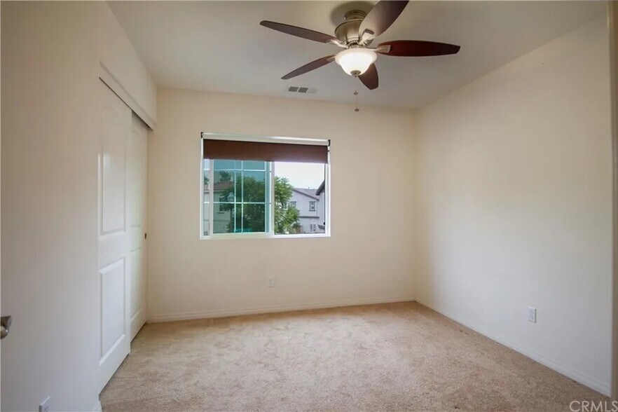 Building Photo - 702 Mitchell Way