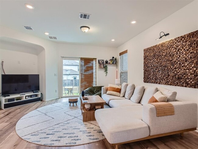 Building Photo - 6521 Carriage Pines Dr