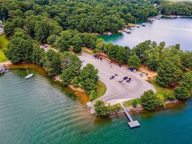 Building Photo - 3840 Pilgrim Mill Rd