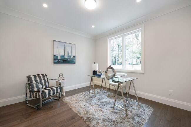 Building Photo - 962 Walnut St