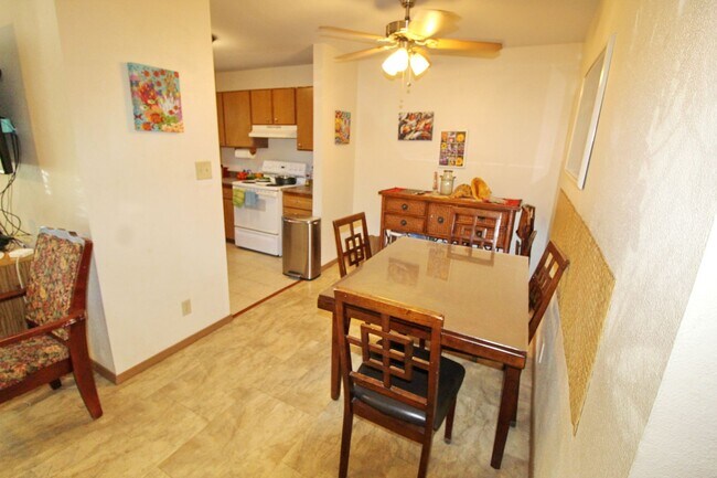 Building Photo - Haleakala Gardens - Furnished 3bed/2bath Condo in Central Kihei