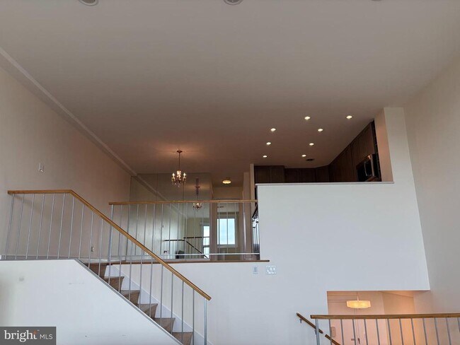 Building Photo - 1200 N Nash St