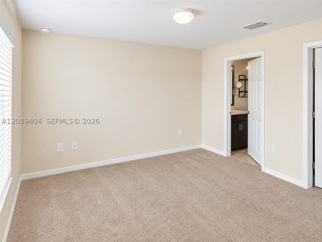 Building Photo - 9013 Ike Ct