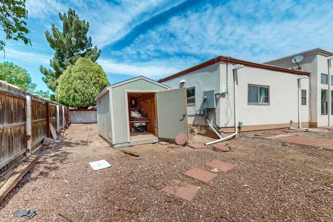 Building Photo - 4112 Cherrydale Ct NW